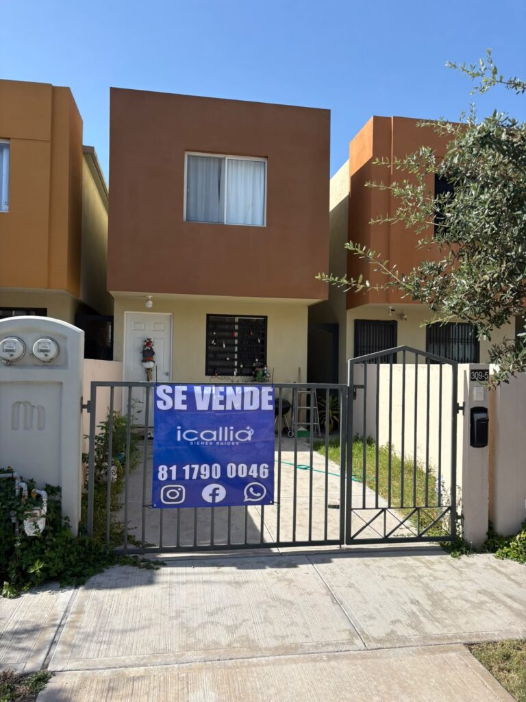 En Venta Casa en Valle Castilla, Salinas Victoria, NL
