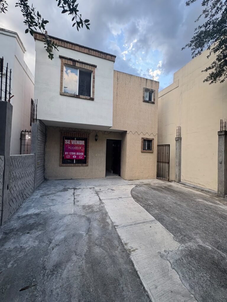 Casa en Venta en Privada San Carlos, Guadalupe, NL